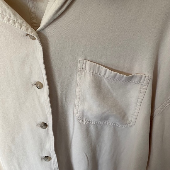 CORE life Blush Button-down Top | Size M - Picture 4 of 5